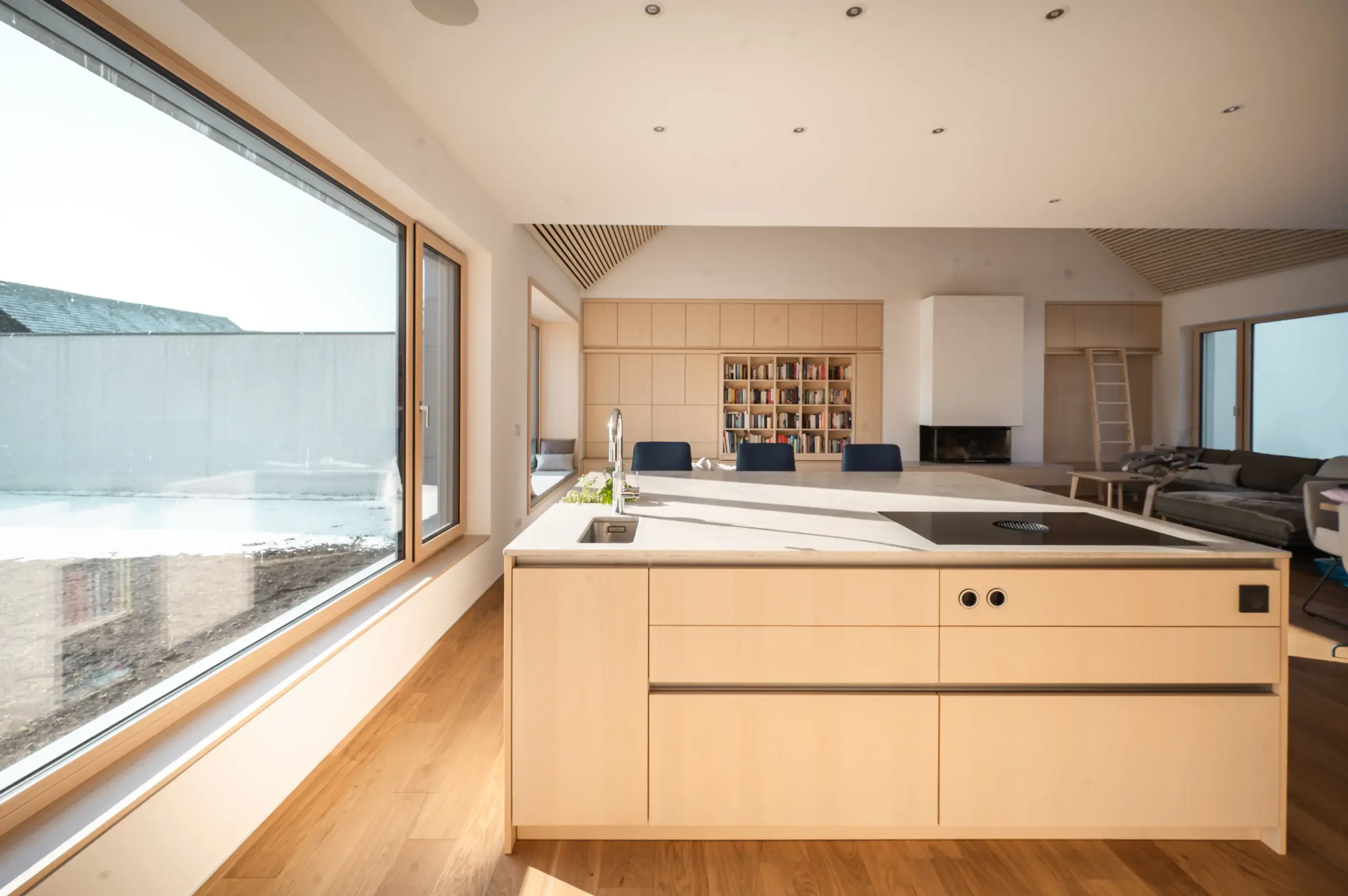 Courtyard 75